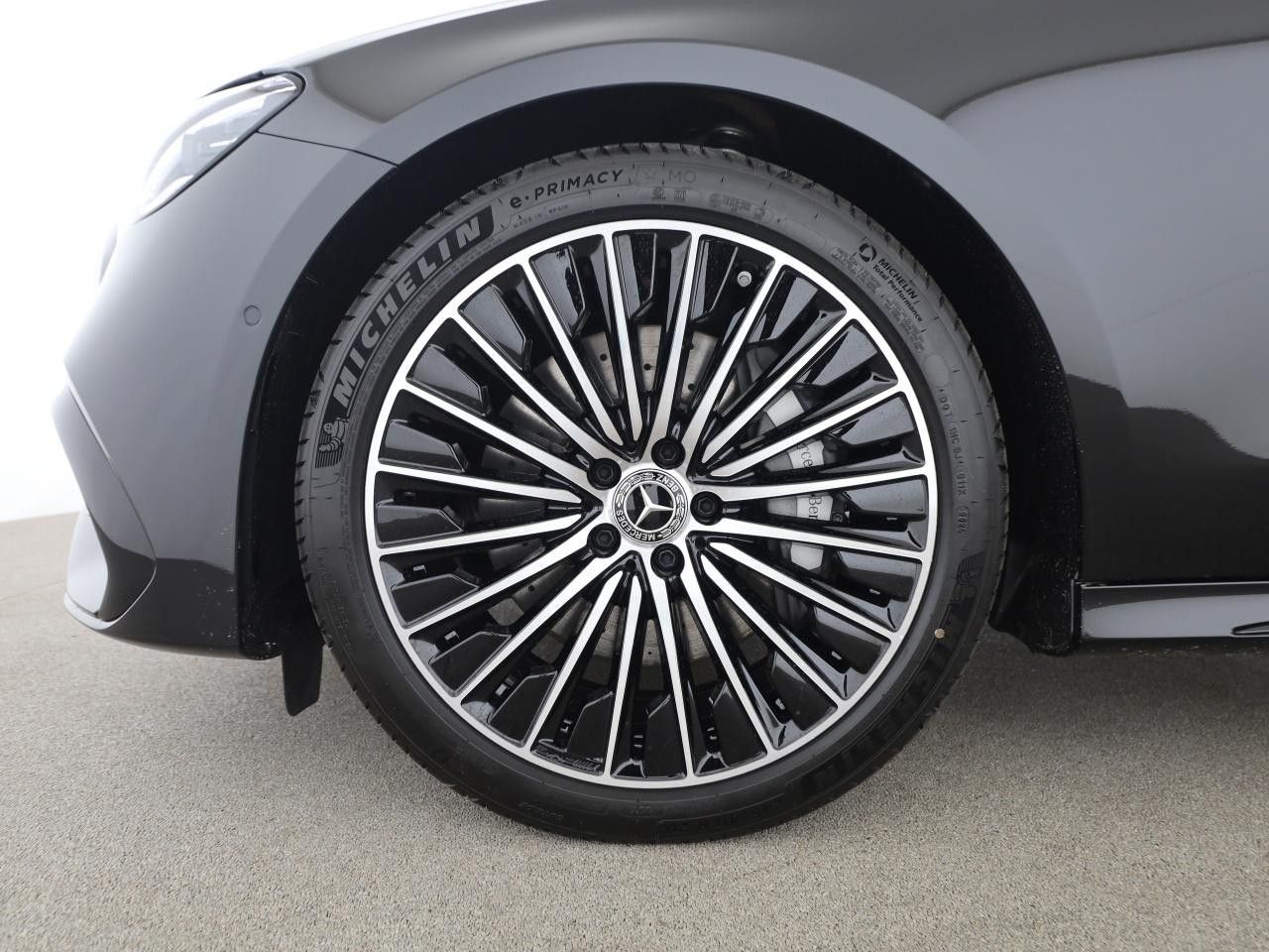 Mercedes-Benz E-Klasse – Bild 16