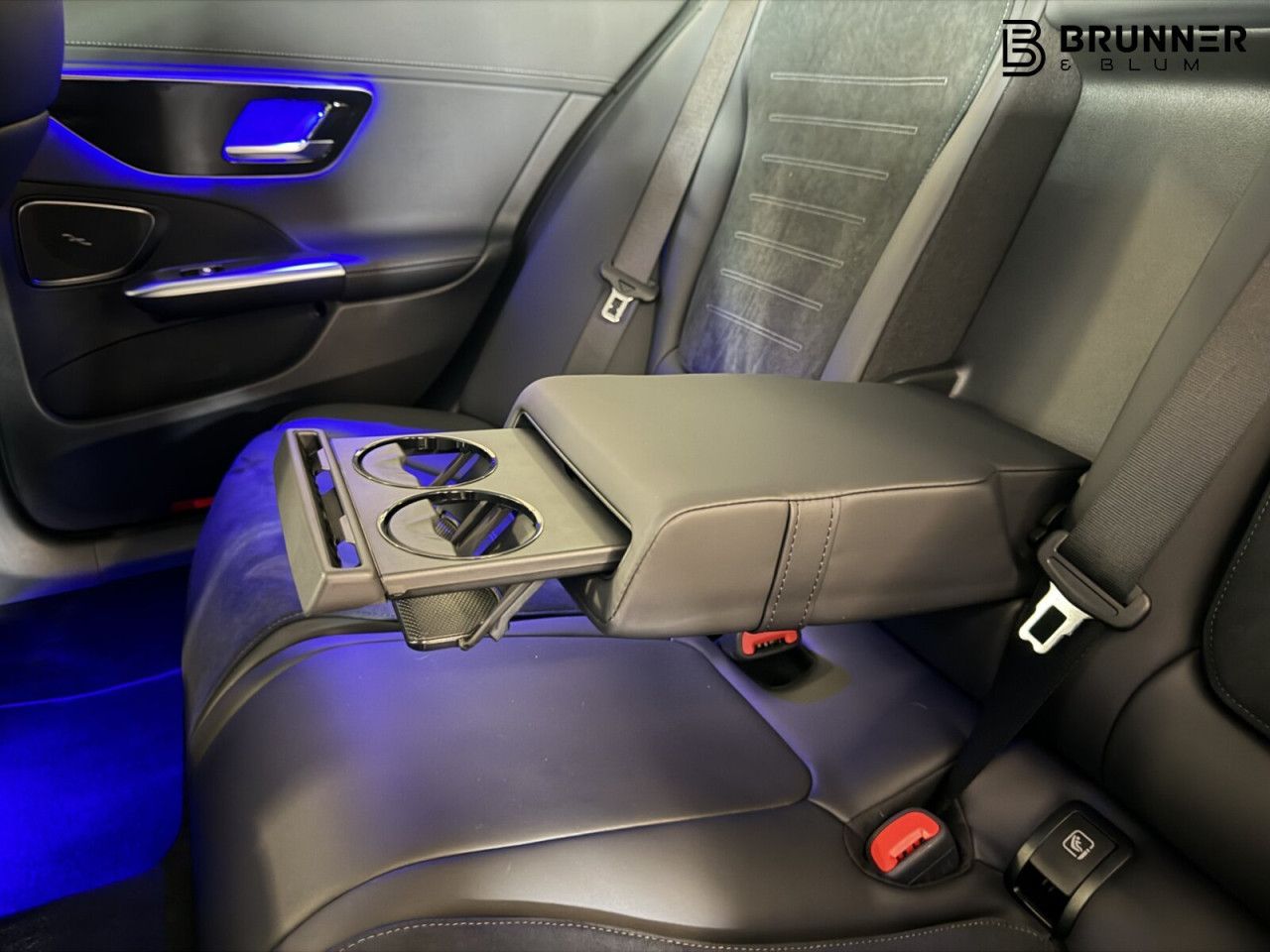 Mercedes-Benz C-Klasse – Bild 25