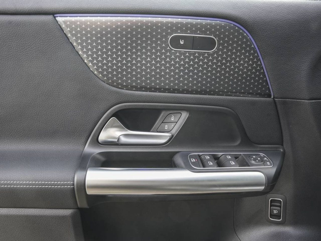 Mercedes-Benz GLA – Bild 8