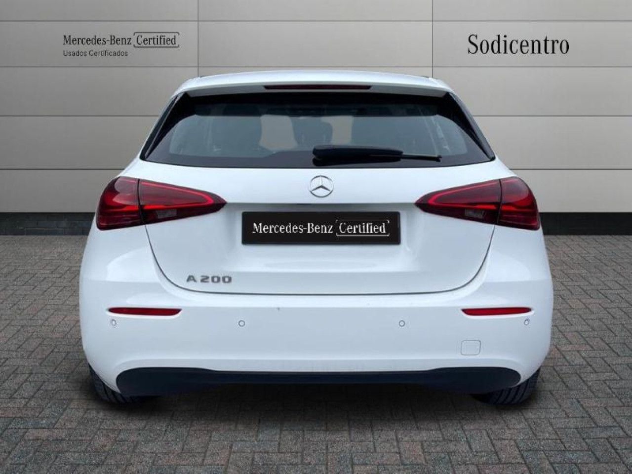 Imagem do ve&iacute;culo 8 / 20