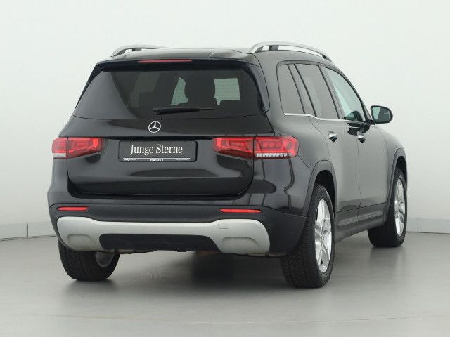 Mercedes-Benz GLB 220