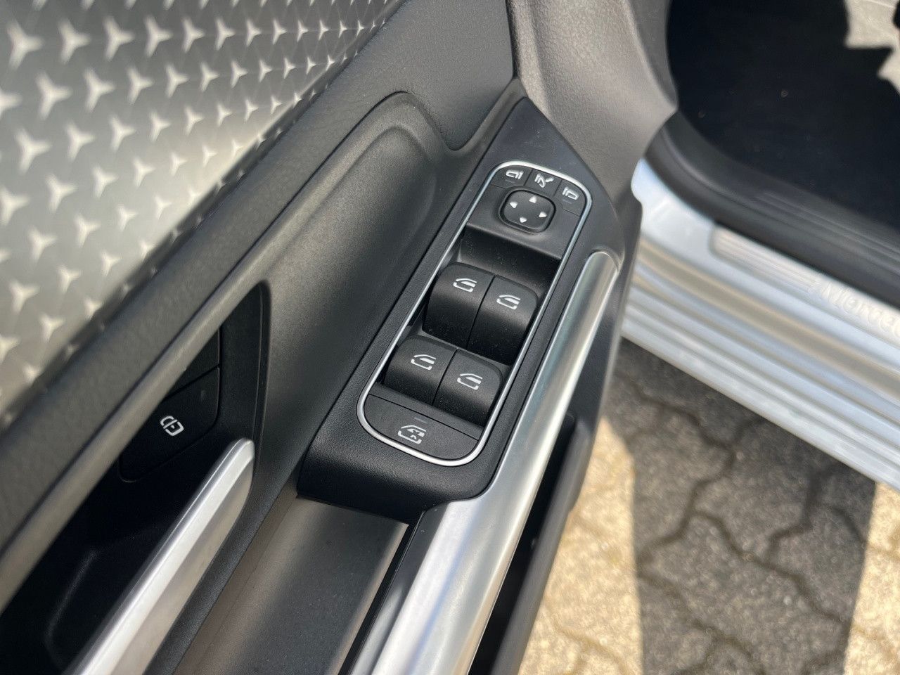 Fahrzeugbild 13 / 24