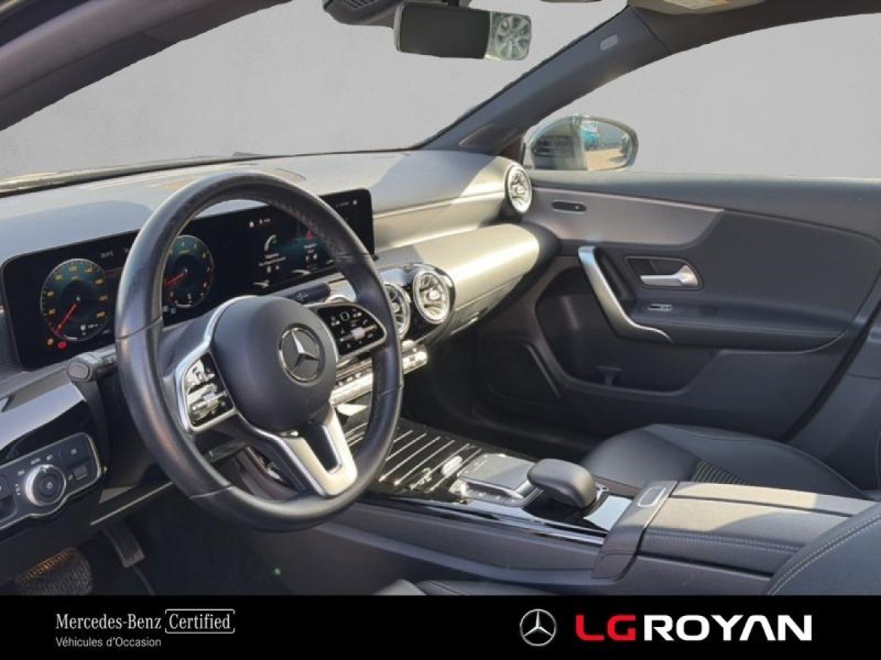 Photo du véhicule 10 / 18