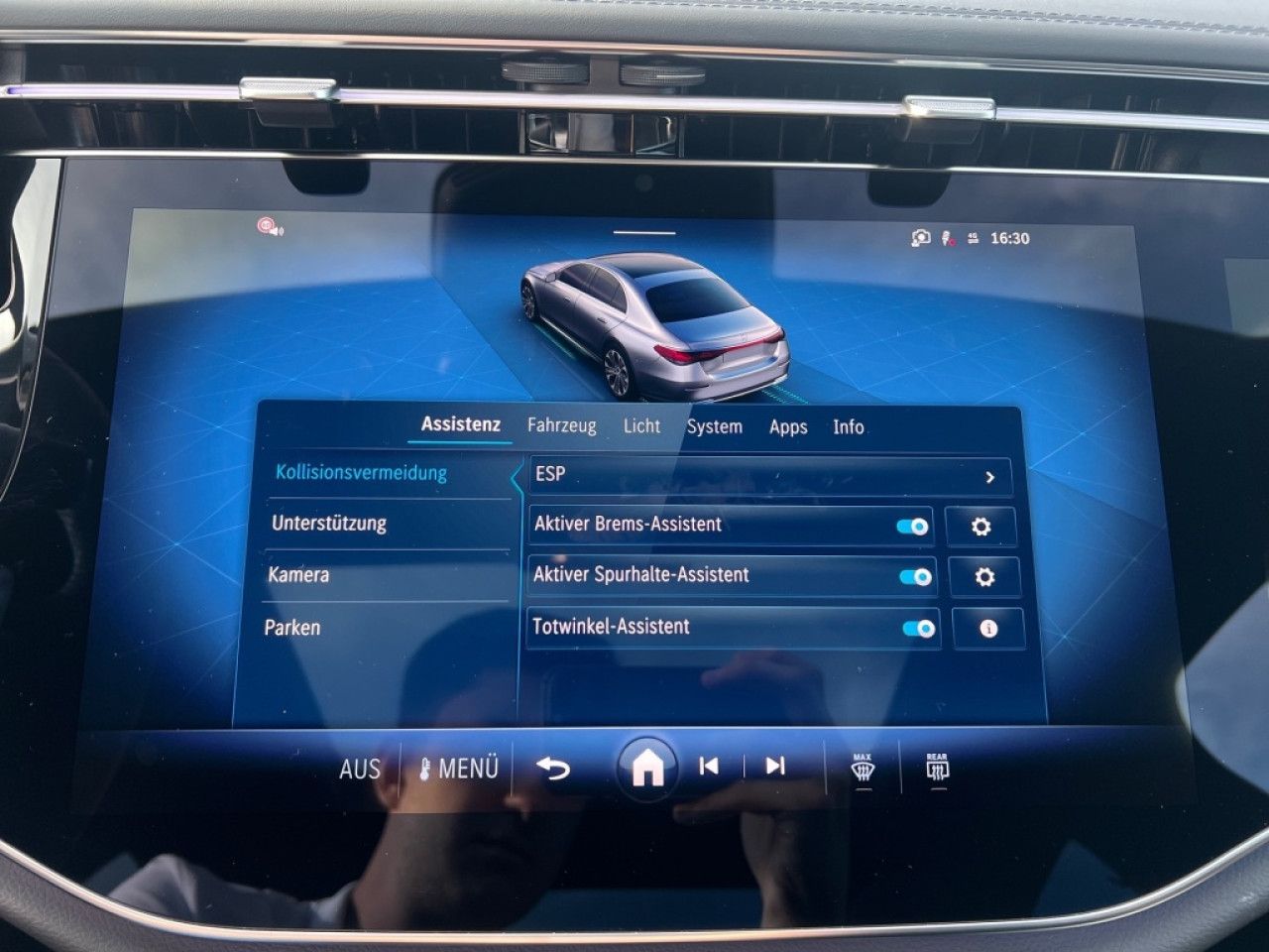 Mercedes-Benz E-Klasse – Bild 19