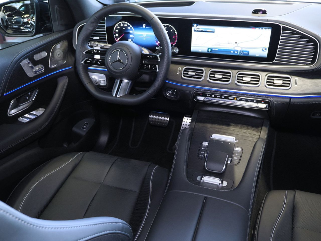 Mercedes-Benz GLS – Bild 8