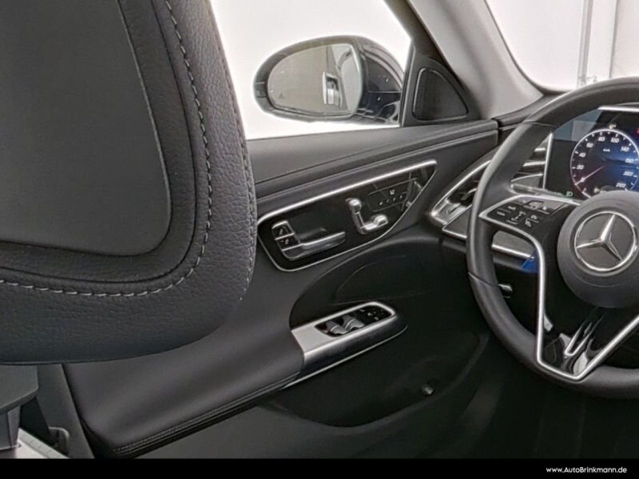Mercedes-Benz E-Klasse – Bild 9