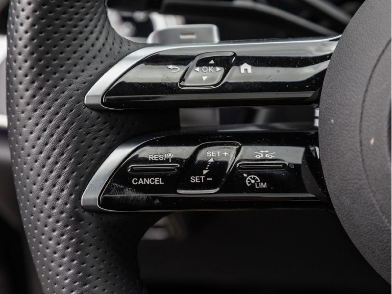 Mercedes-Benz E-Klasse – Bild 19