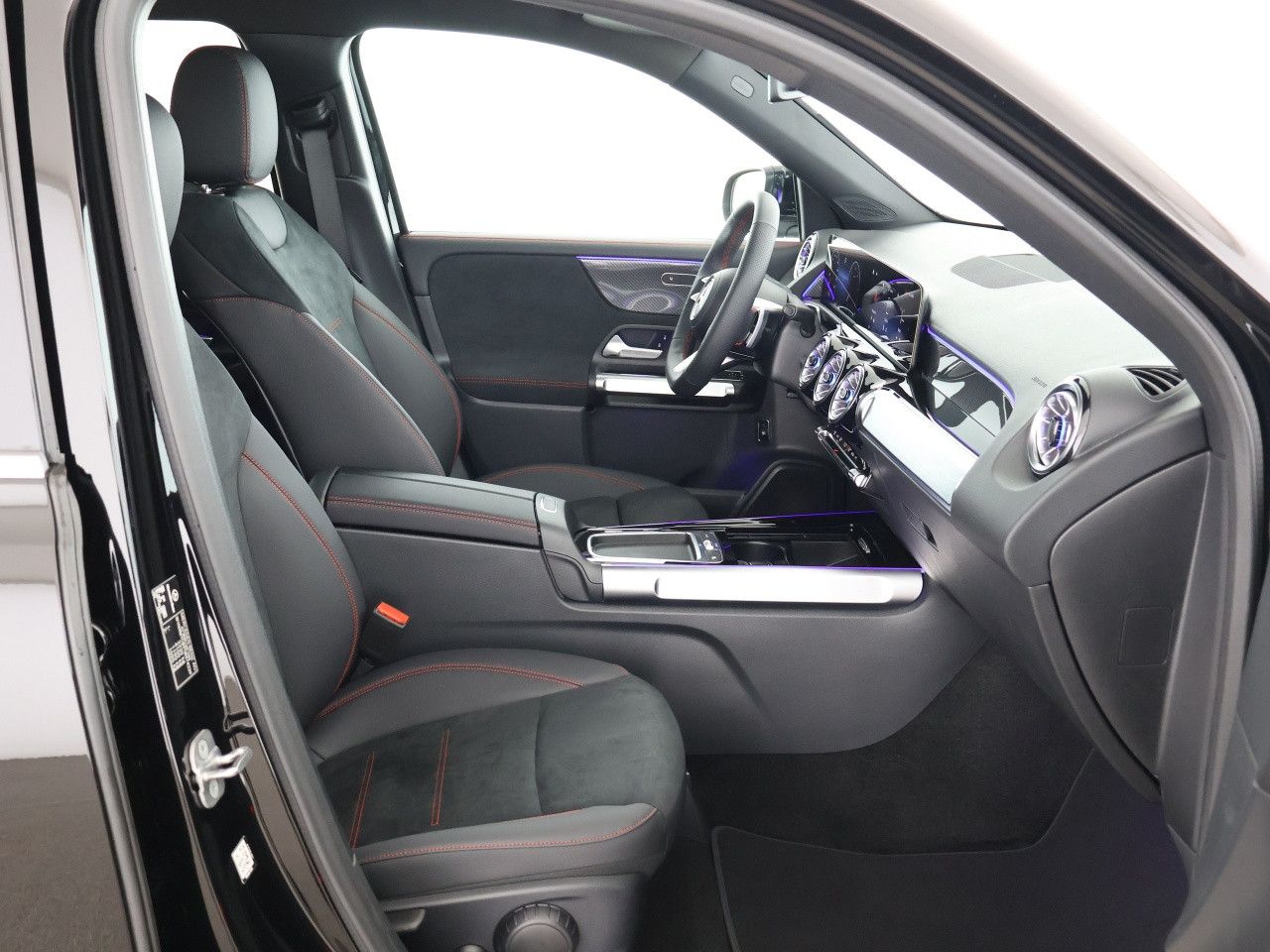 Mercedes-Benz GLB – Bild 9