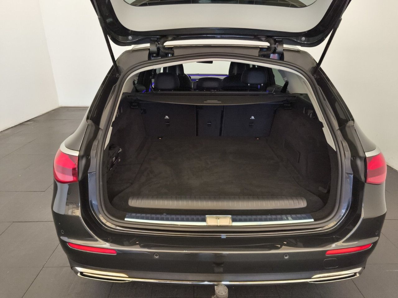 Mercedes-Benz E-Klasse – Bild 11