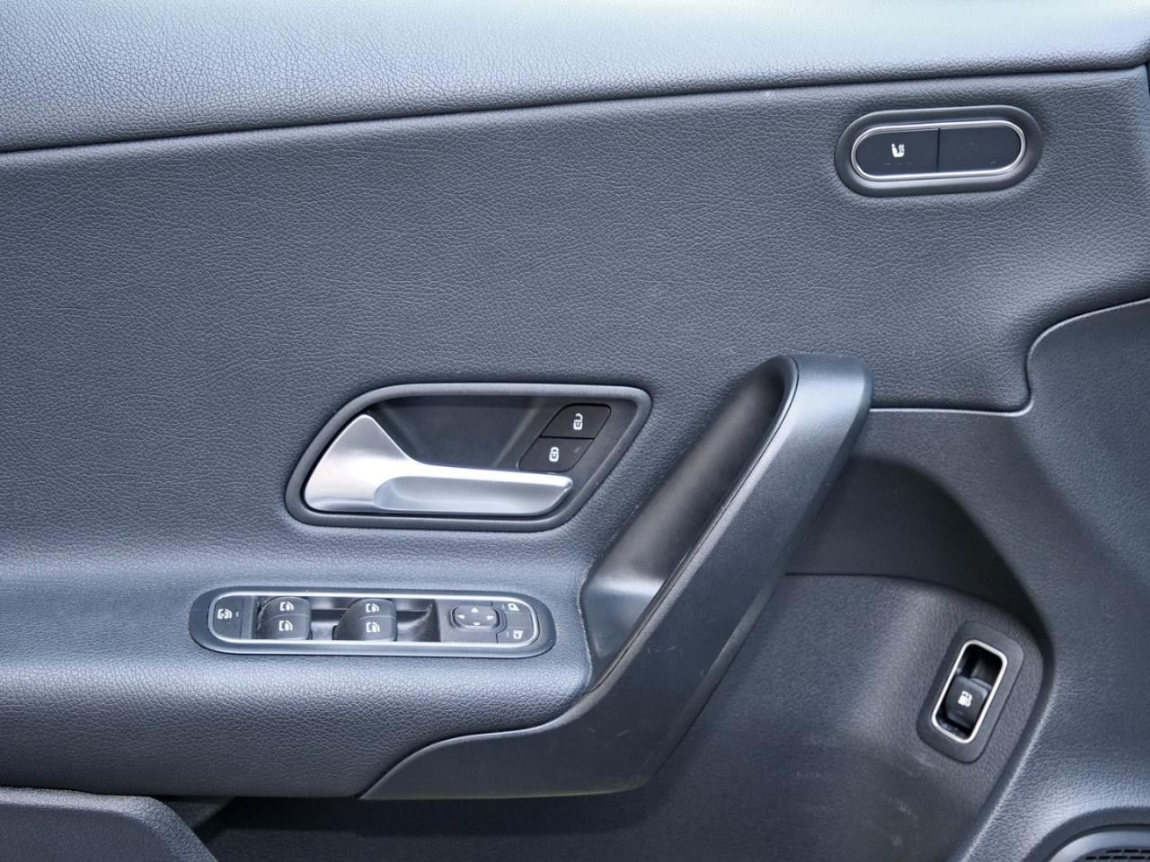 Fahrzeugbild 17 / 23