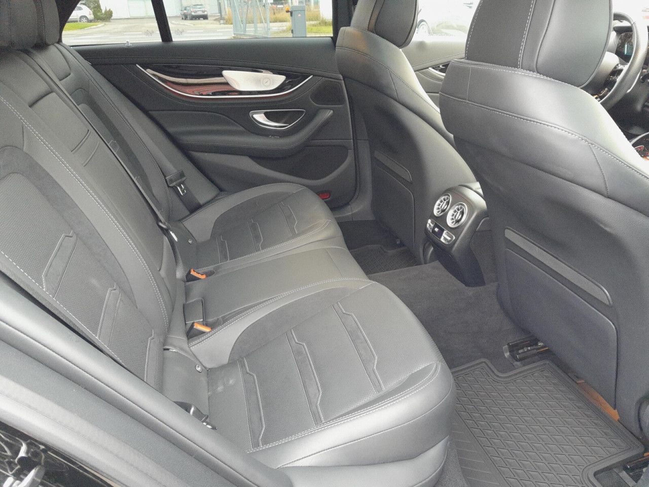 Zdjęcie pojazdu 1 / 6