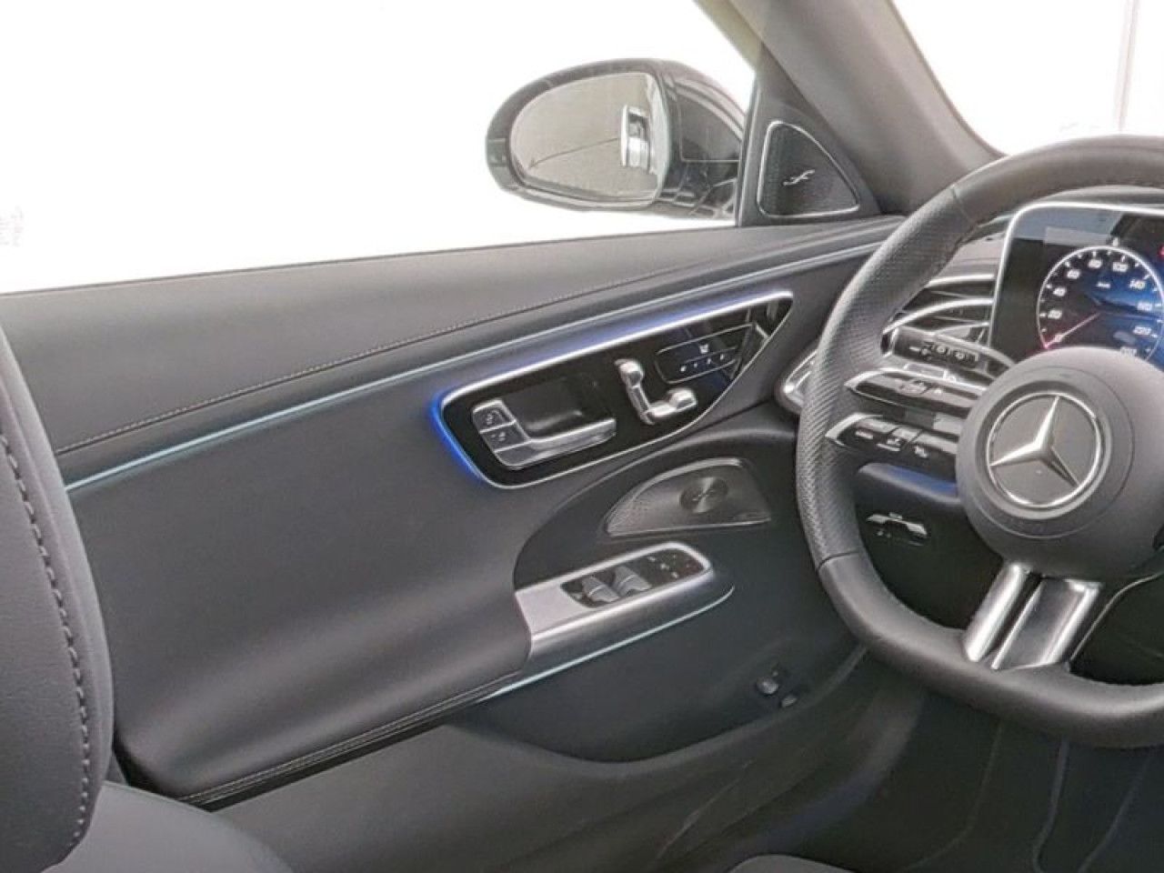Mercedes-Benz E-Klasse – Bild 8