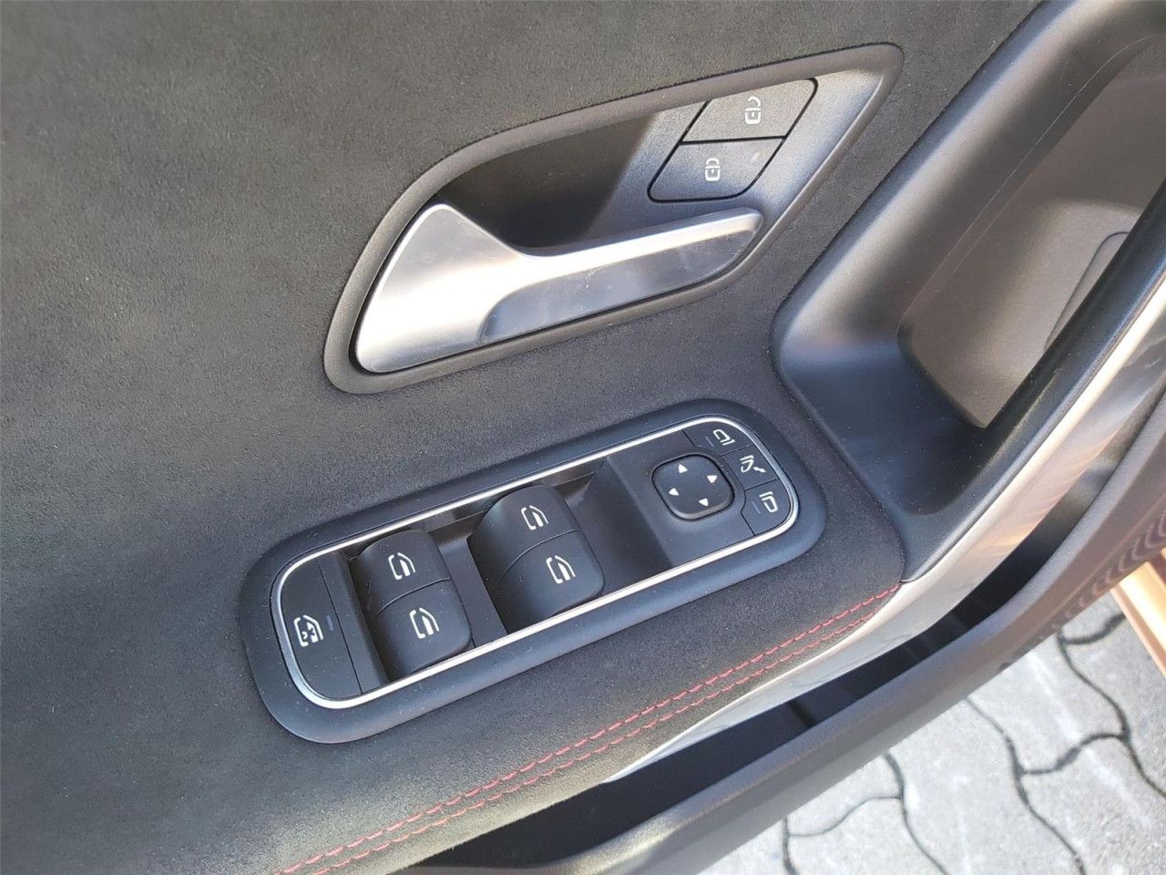 Fahrzeugbild 18 / 25