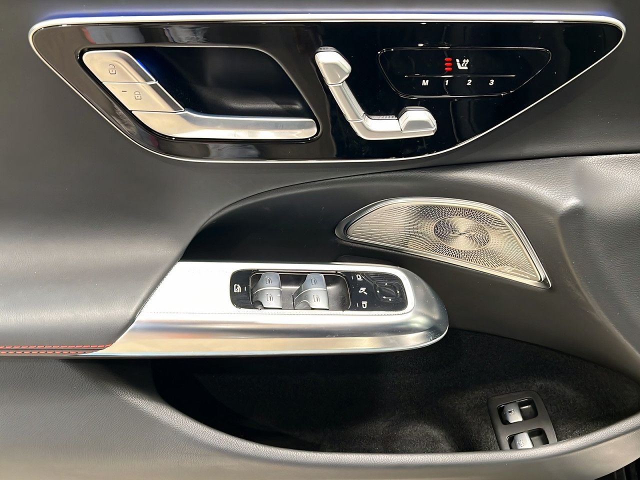 Mercedes-Benz E-Klasse – Bild 16