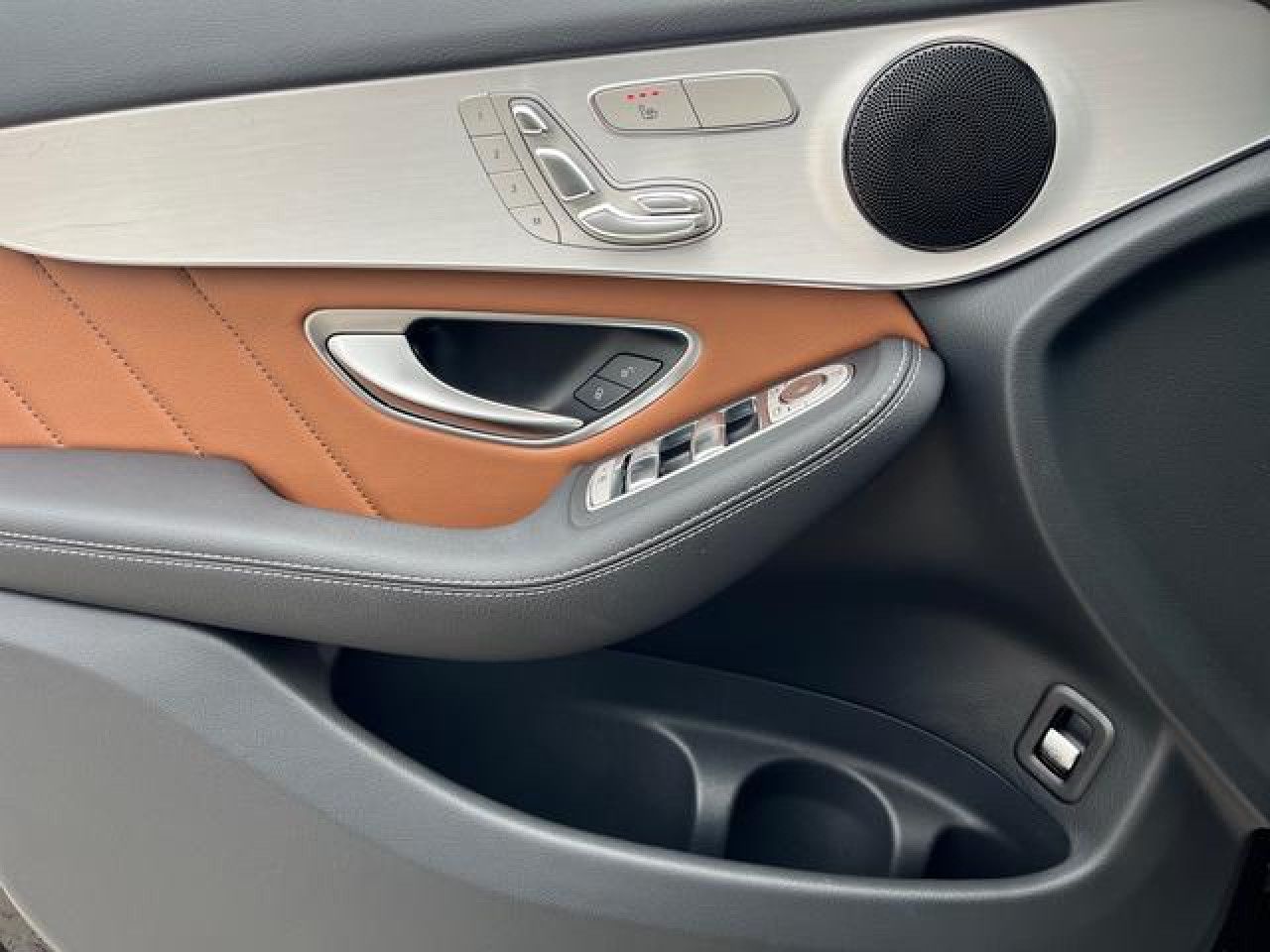 Fahrzeugbild 18 / 19