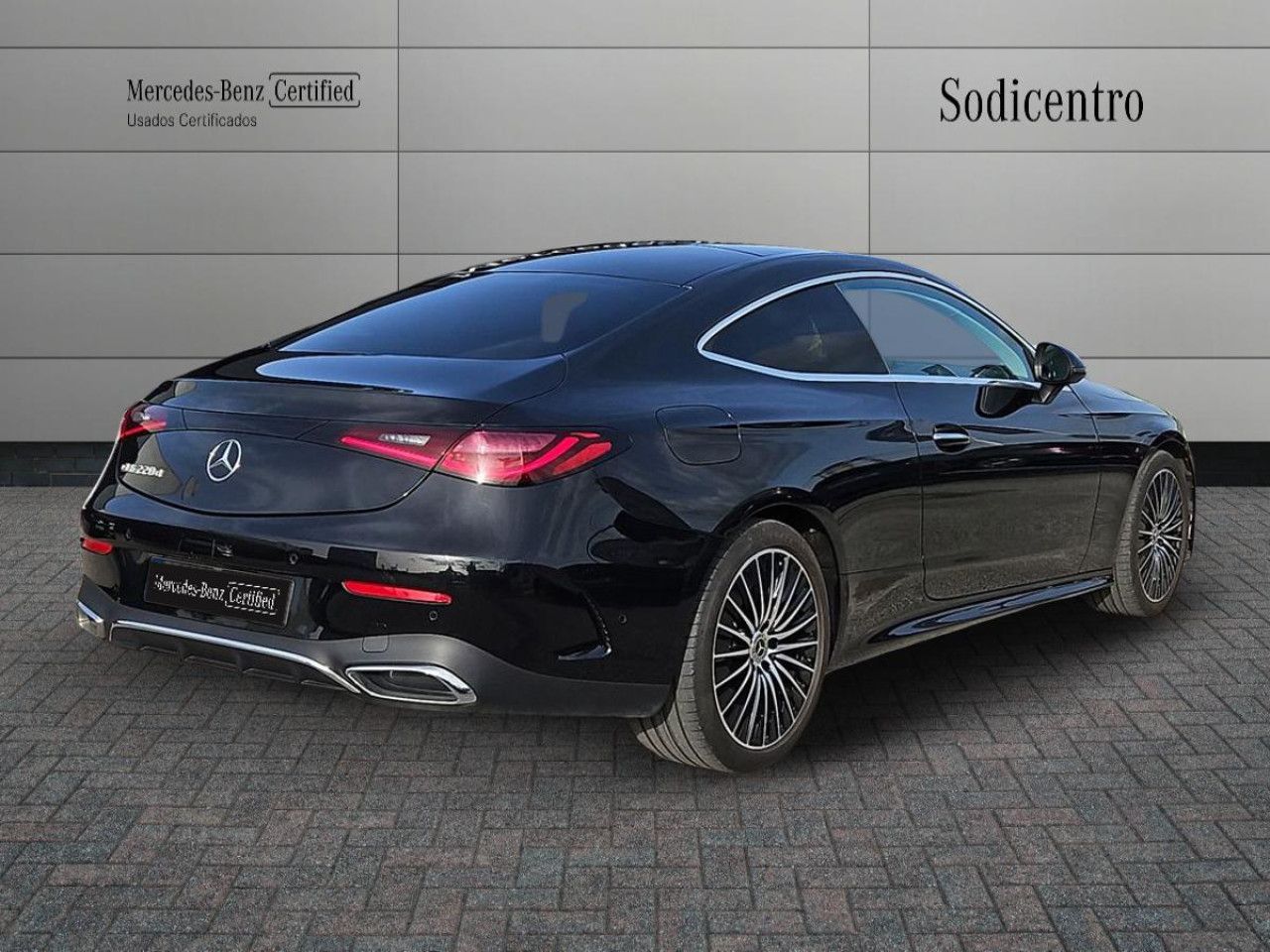 Imagem do ve&iacute;culo 4 / 20