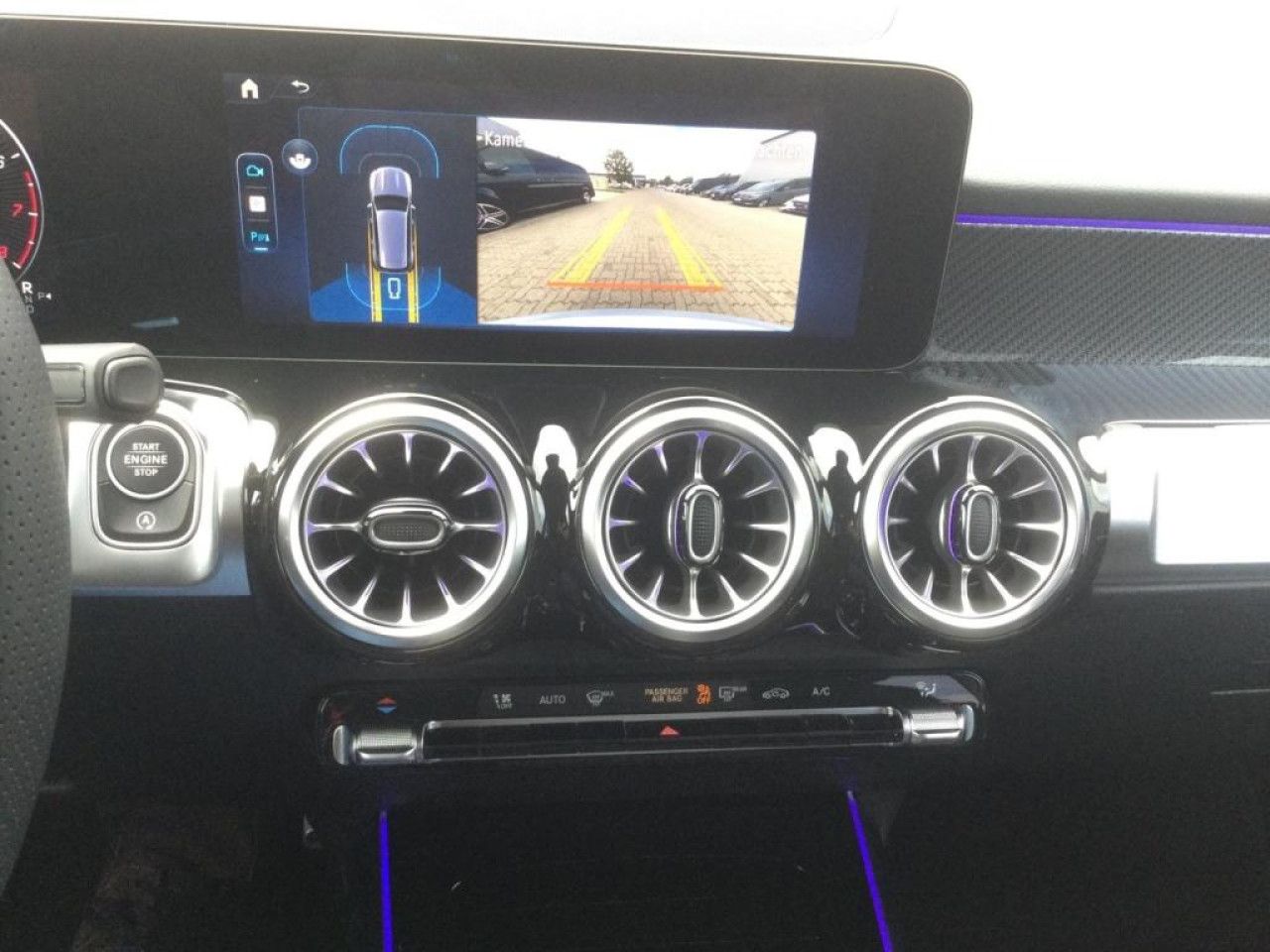 Mercedes-Benz GLB – Bild 11