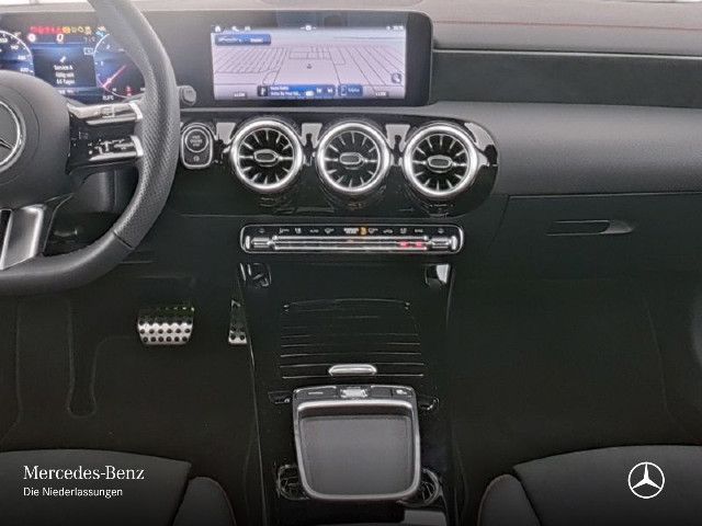Mercedes-Benz CLA 220