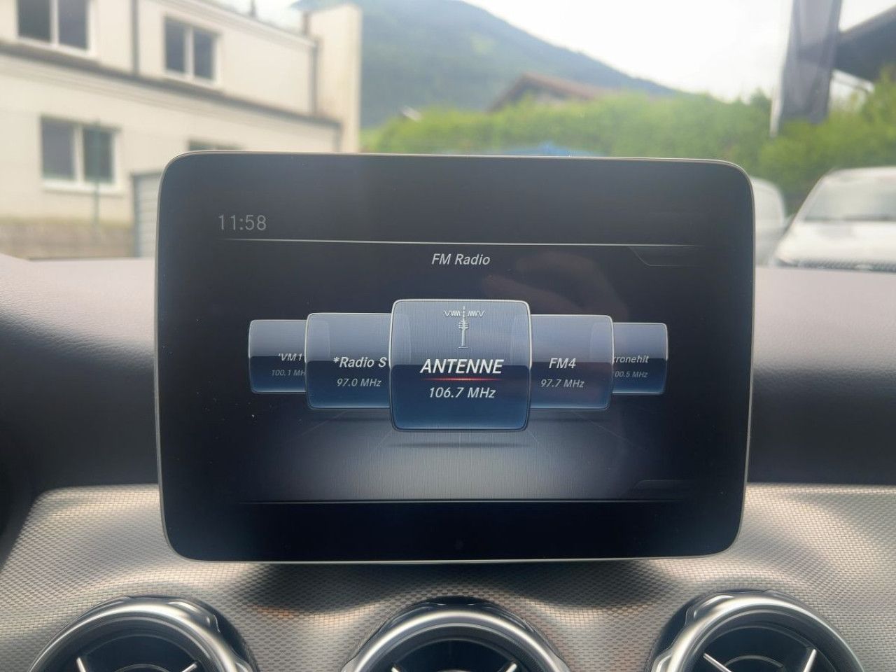 Fahrzeugbild 10 / 17