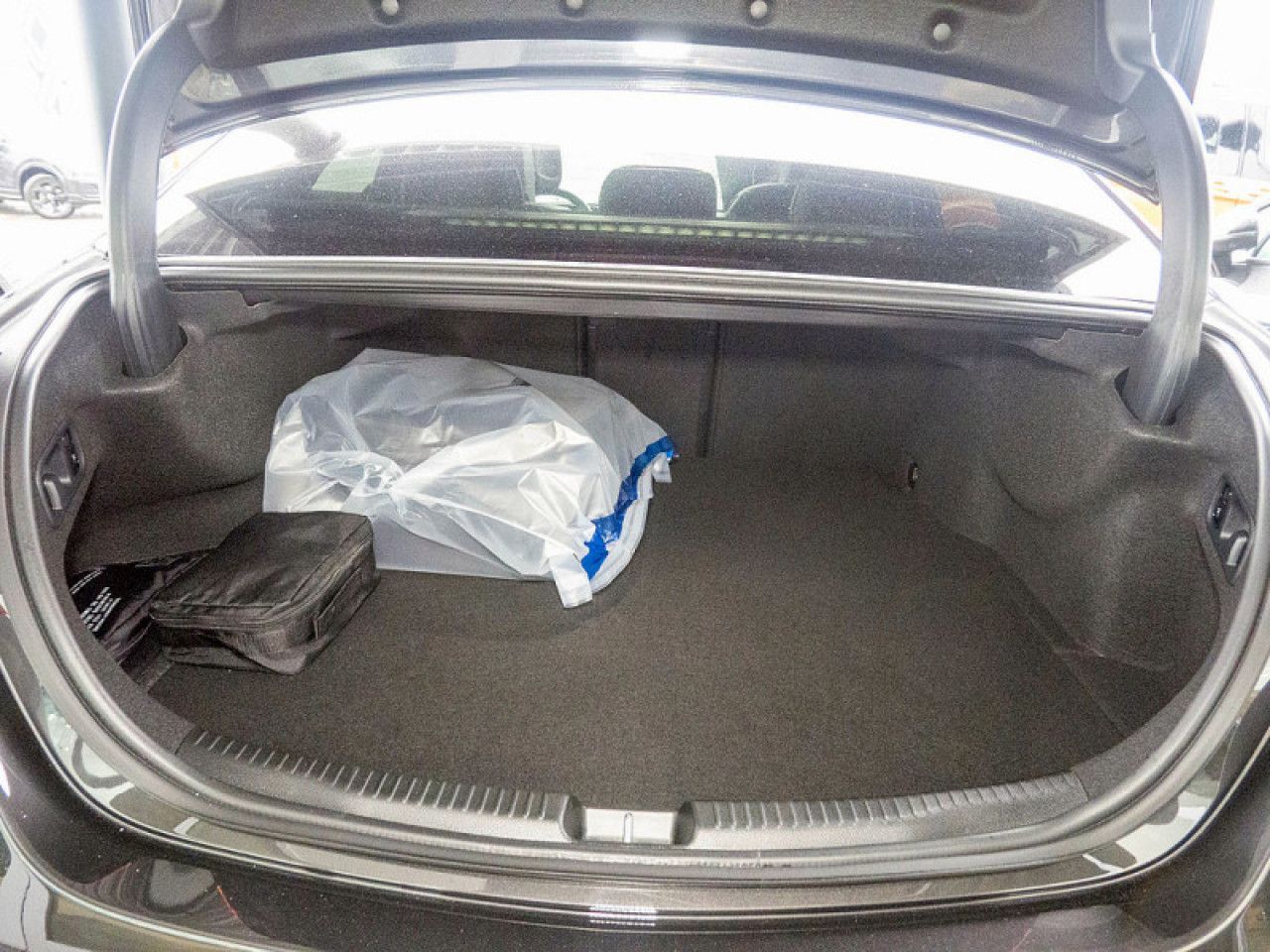 Fahrzeugbild 11 / 20