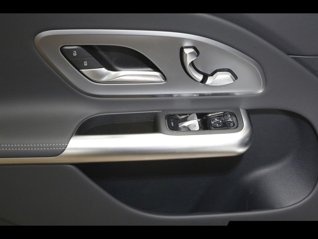 Mercedes-Benz GLB – Bild 14
