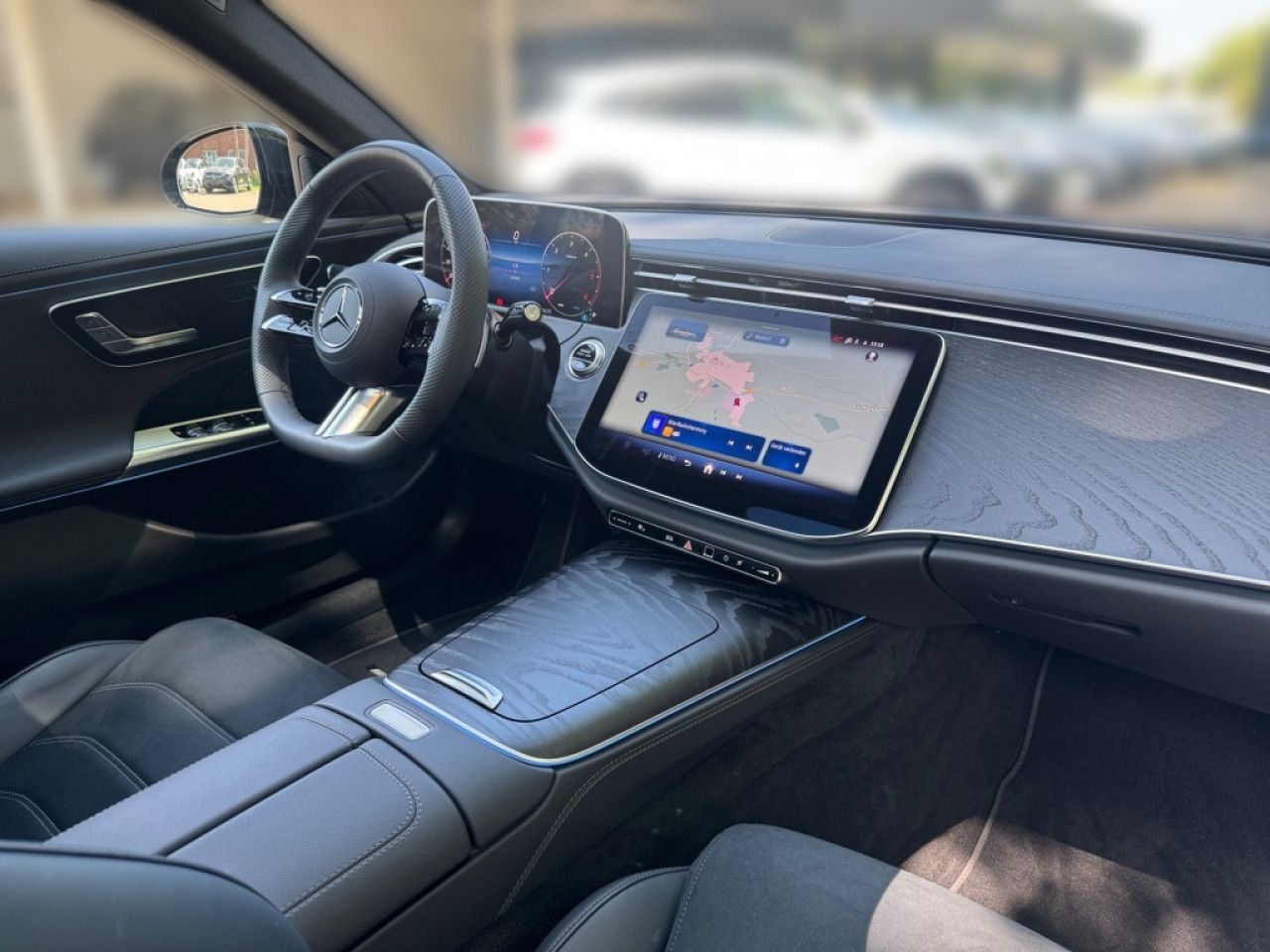 Mercedes-Benz E-Klasse – Bild 7