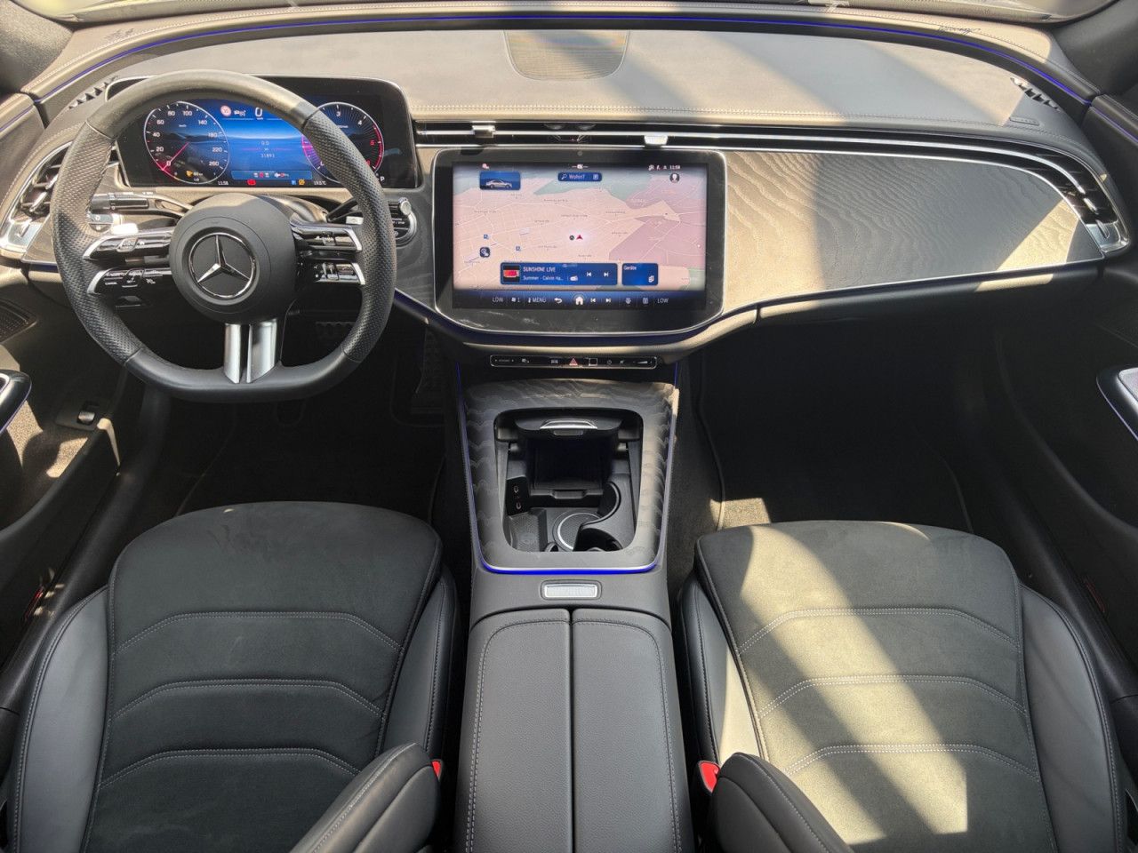 Mercedes-Benz E-Klasse – Bild 9