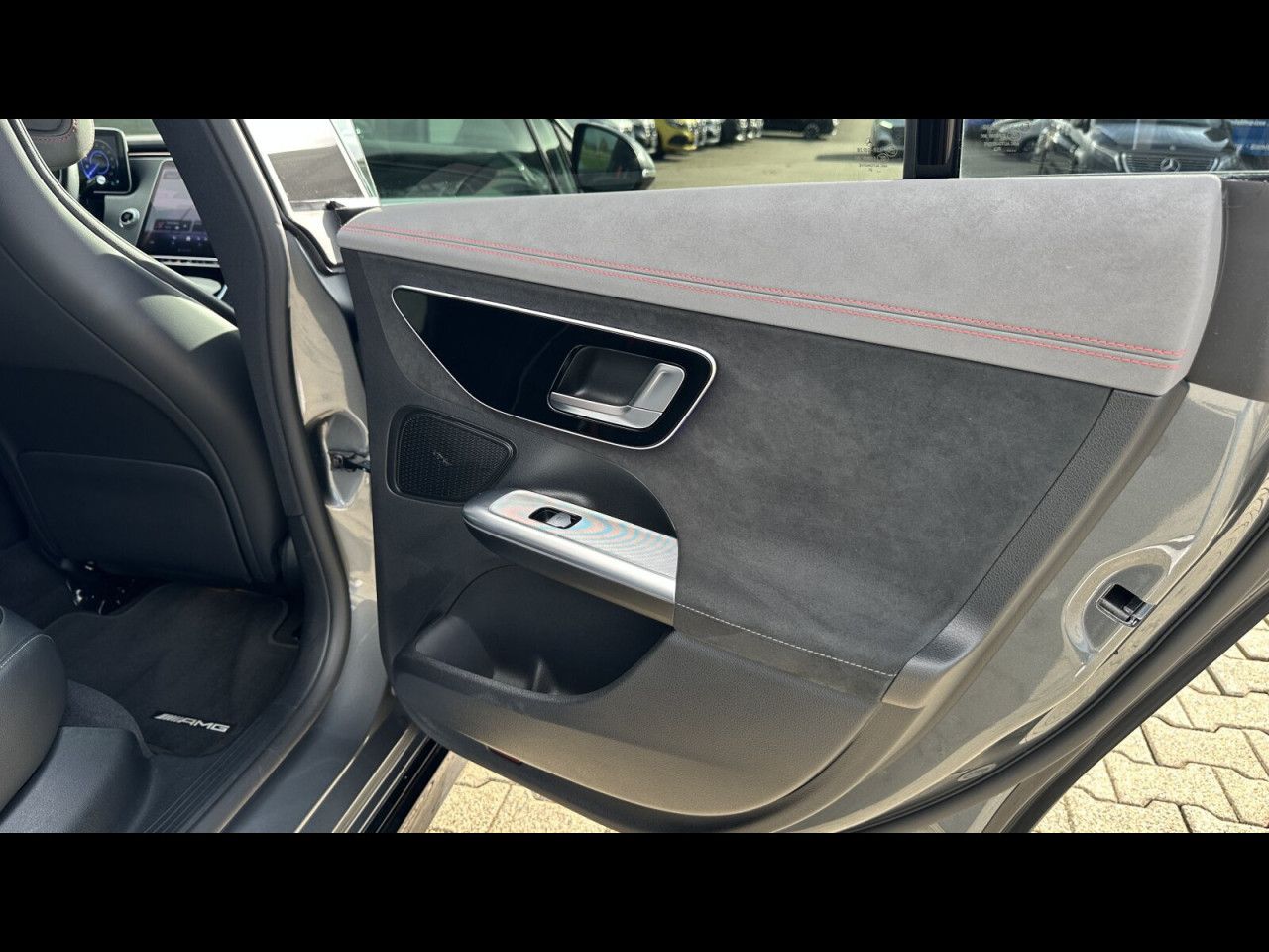 Fahrzeugbild 24 / 30