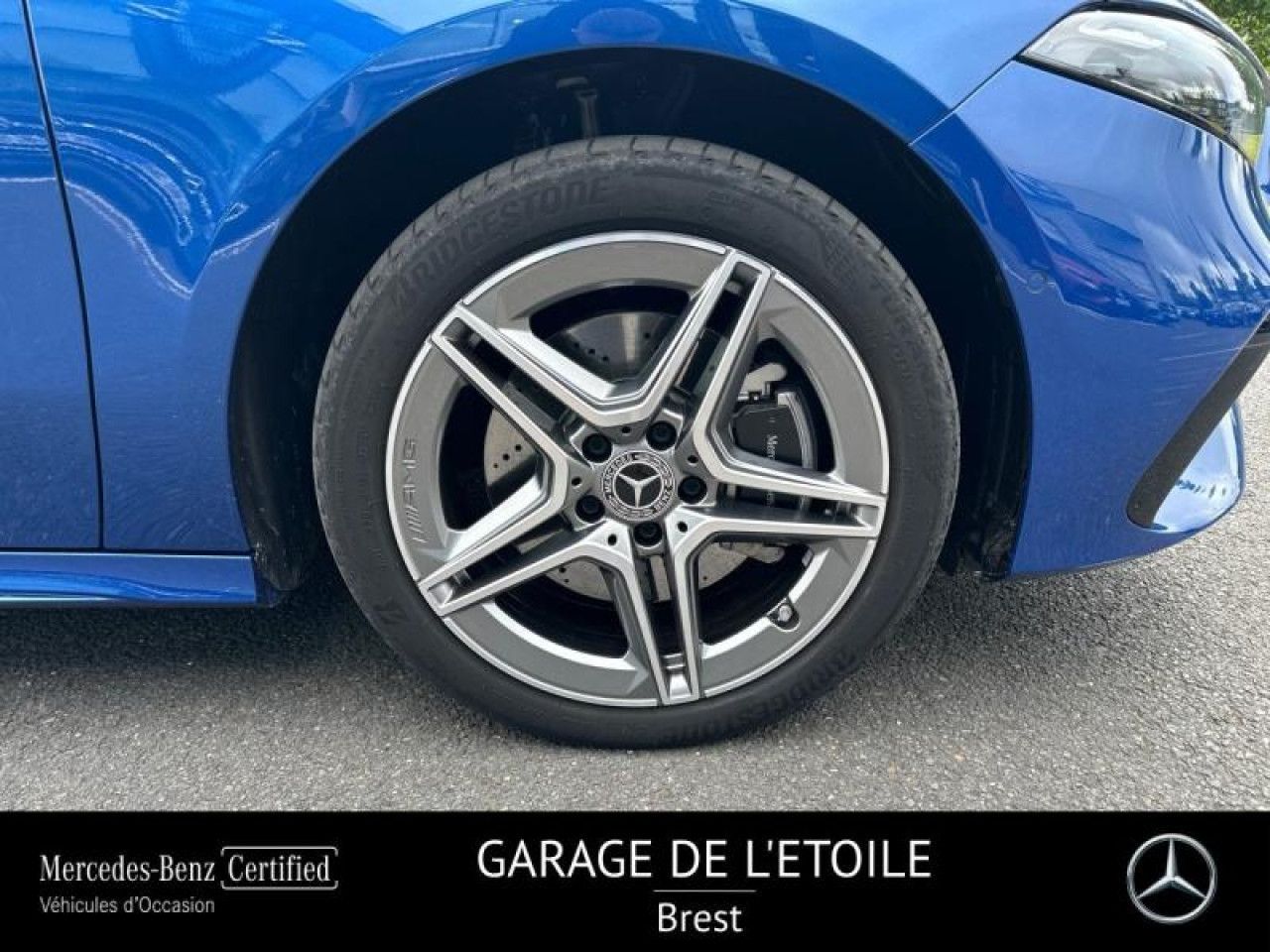 Photo du v&eacute;hicule 16 / 18