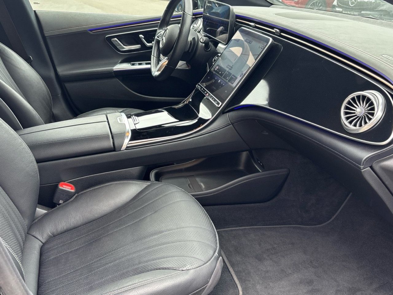 Mercedes-Benz EQE – Bild 18