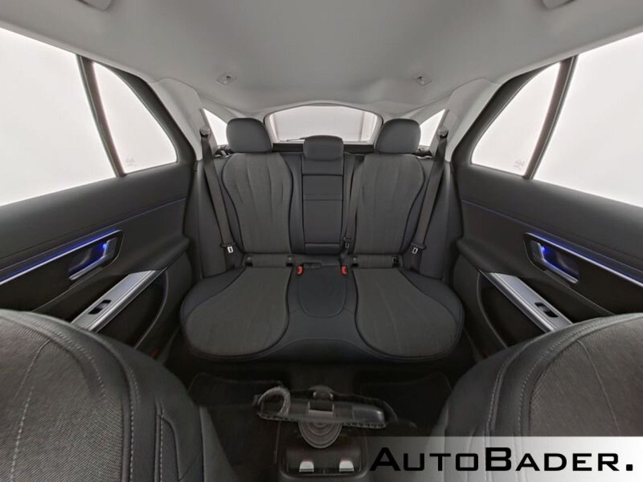 Mercedes-Benz E-Klasse – Bild 8
