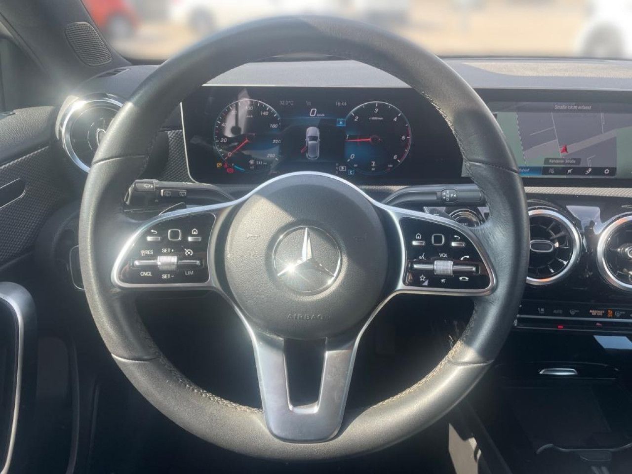 Fahrzeugbild 14 / 16