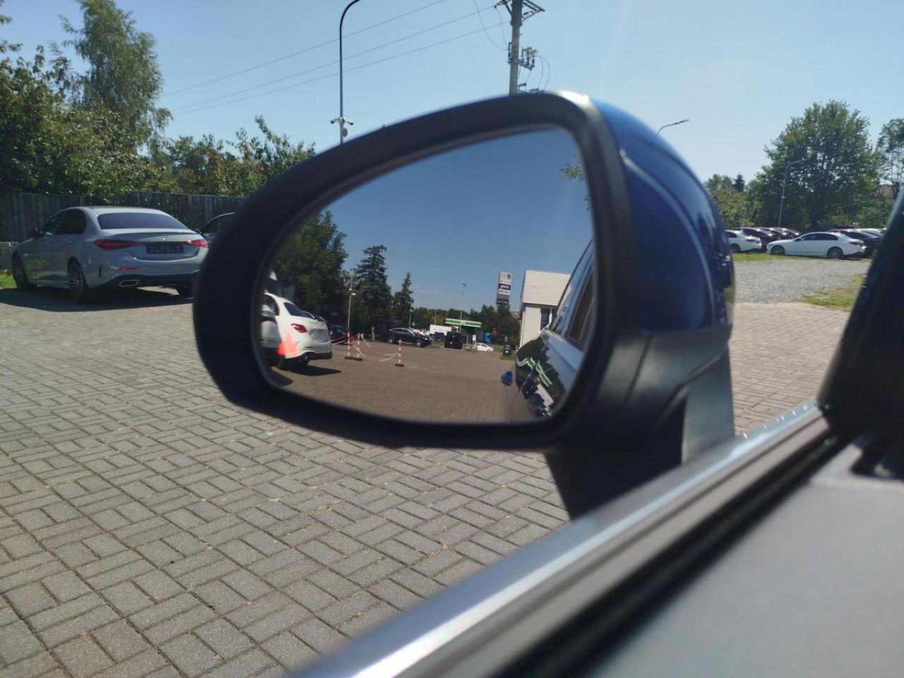 Zdj&eogon;cie pojazdu 17 / 23