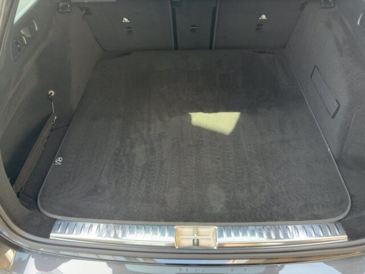 Mercedes-Benz E-Klasse – Bild 12