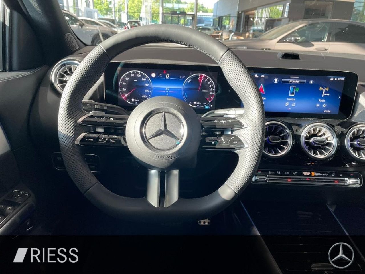 Mercedes-Benz GLA – Bild 14