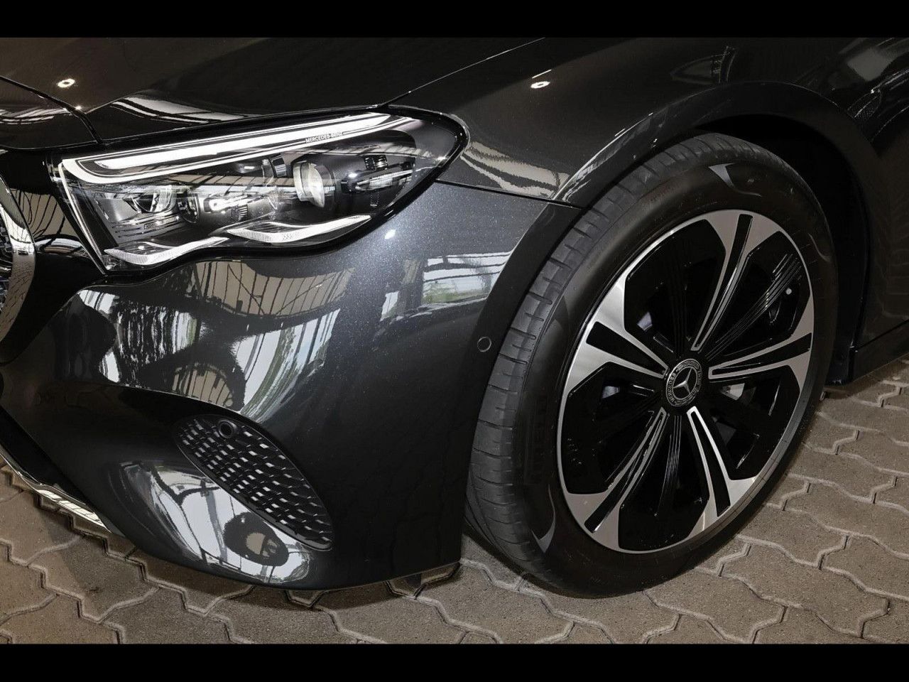 Mercedes-Benz E-Klasse – Bild 4