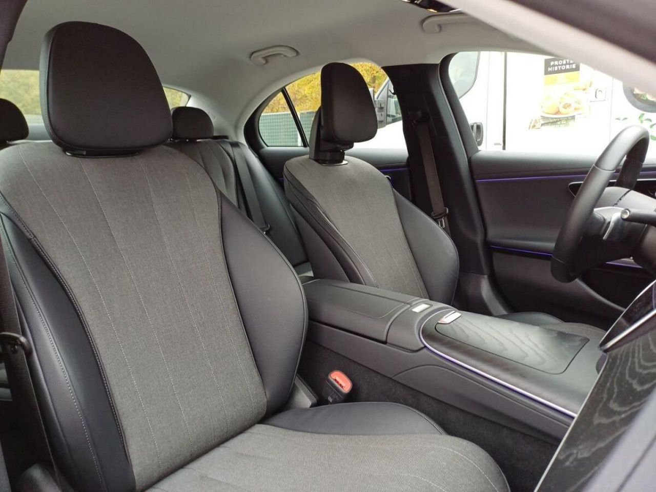 Zdjęcie pojazdu 26 / 26