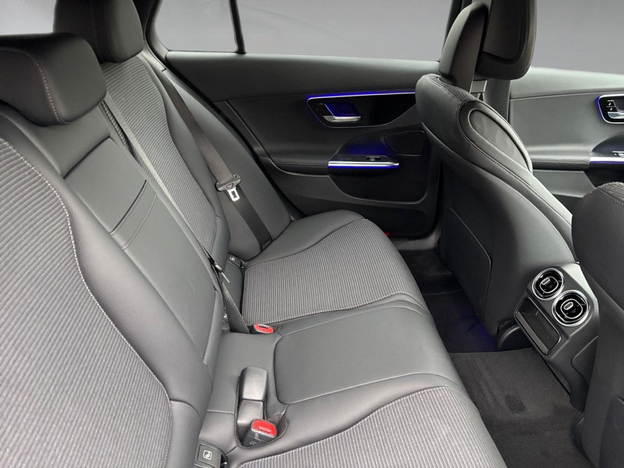 Fahrzeugbild 14 / 15