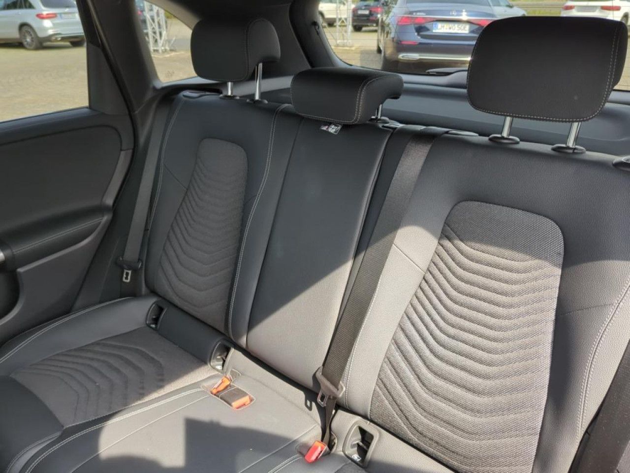 Fahrzeugbild 15 / 16