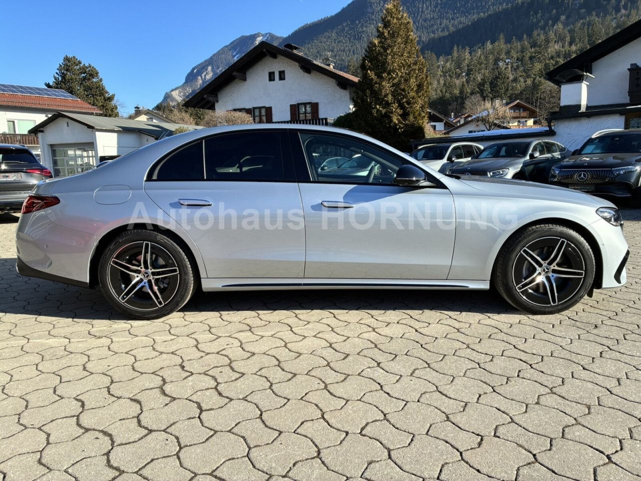Mercedes-Benz E-Klasse – Bild 2