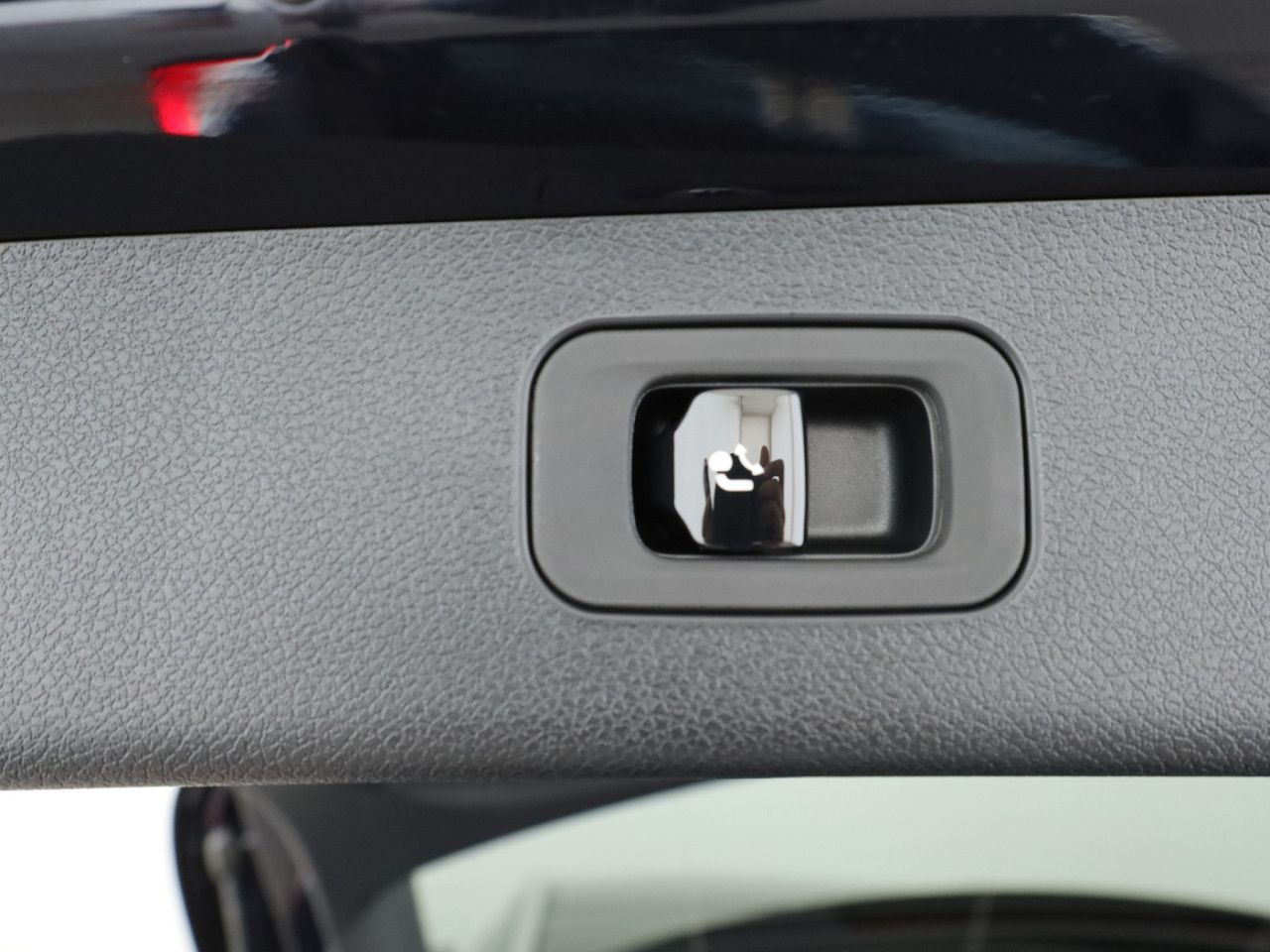 Mercedes-Benz E-Klasse – Bild 27