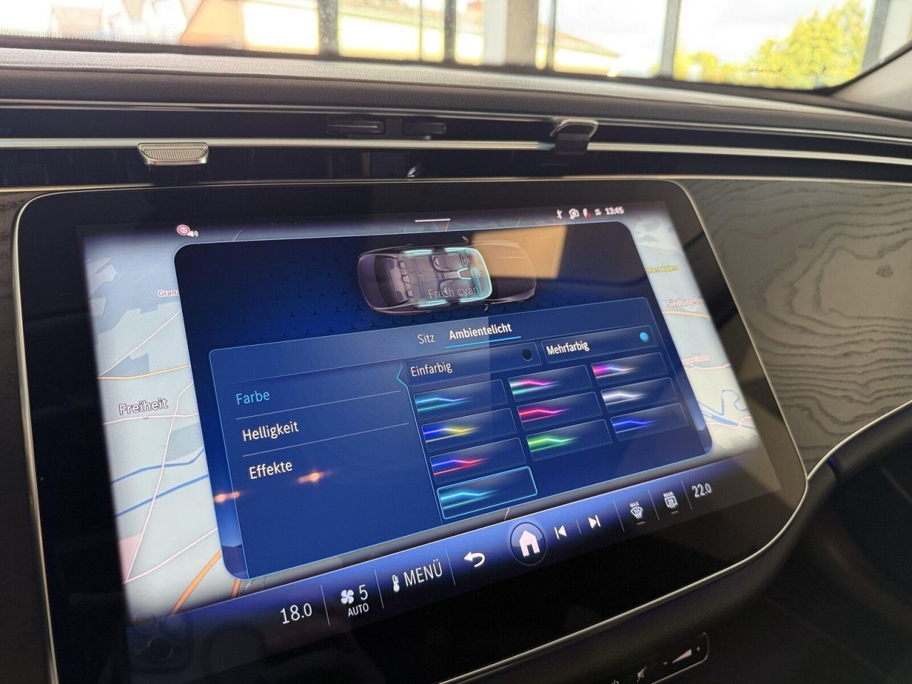 Mercedes-Benz E-Klasse – Bild 17