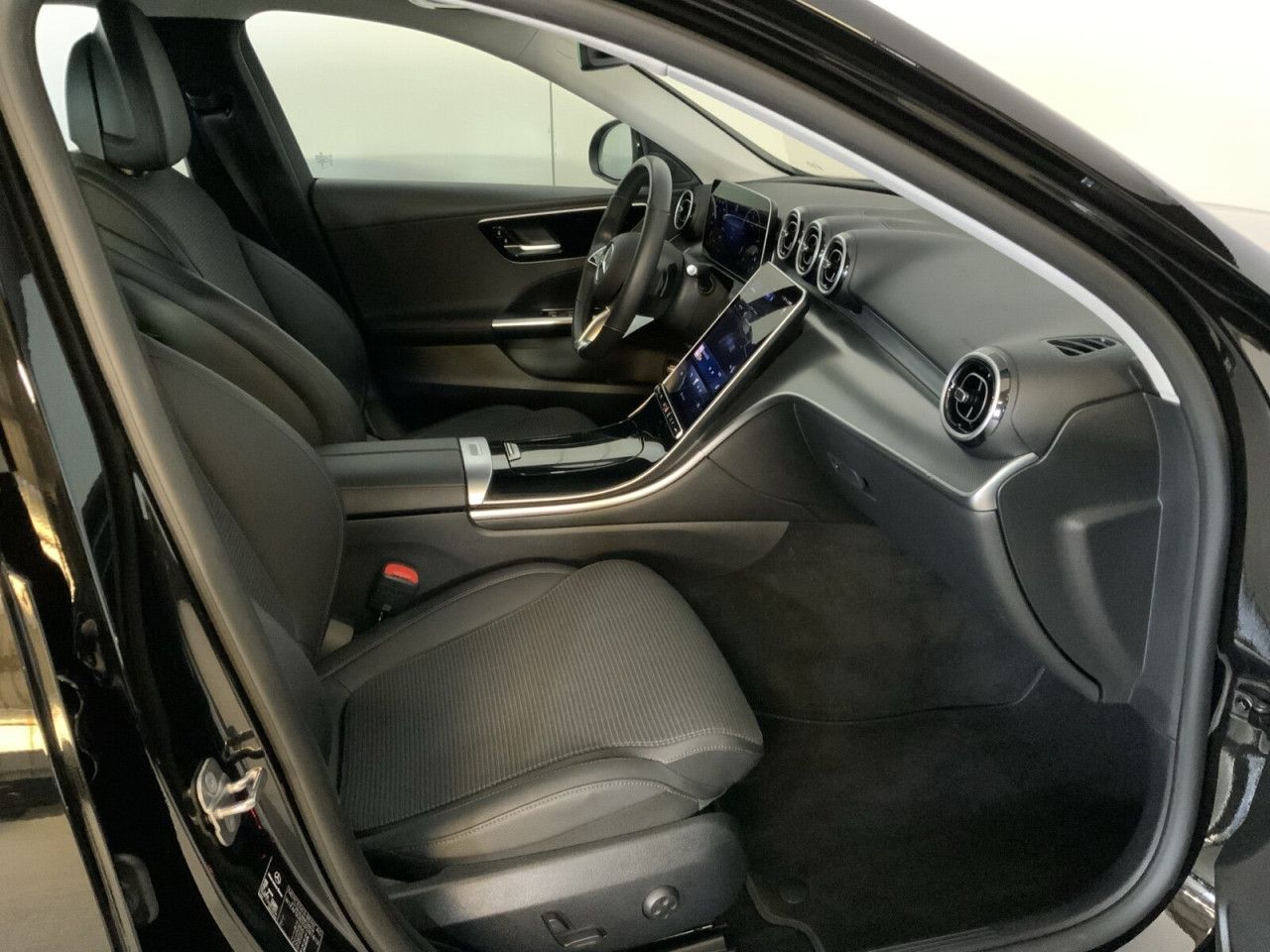 Mercedes-Benz C-Klasse – Bild 14
