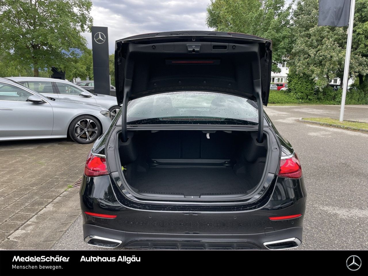 Mercedes-Benz E-Klasse – Bild 7