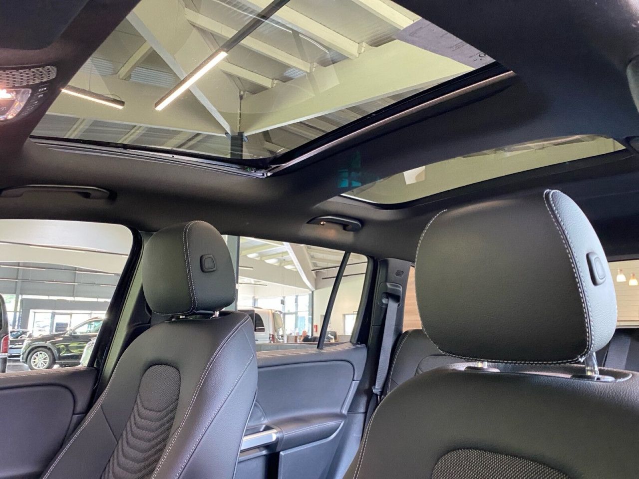 Mercedes-Benz GLB – Bild 14