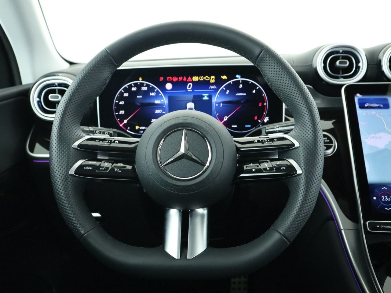 Mercedes-Benz GLC – Bild 11