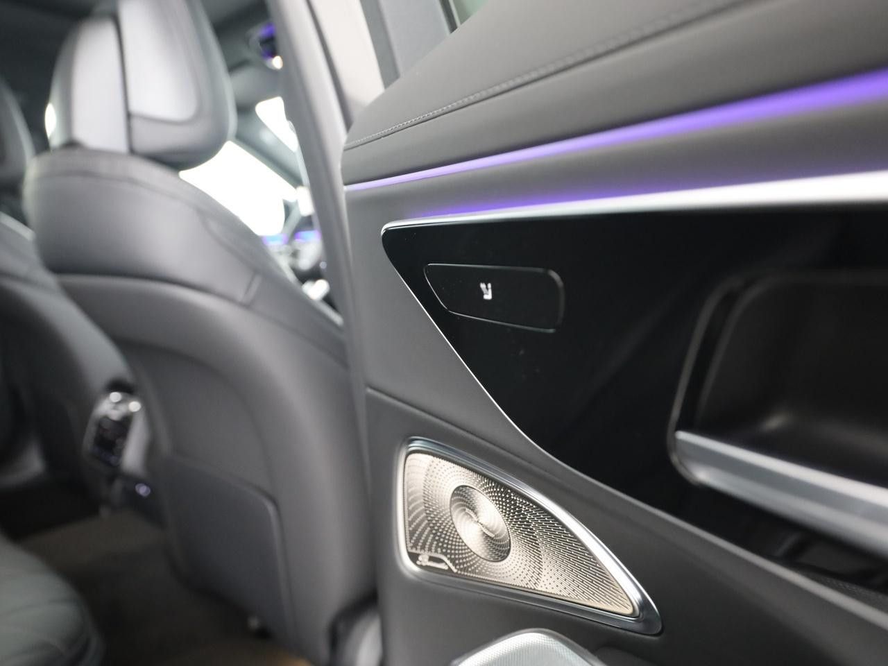 Mercedes-Benz E-Klasse – Bild 25