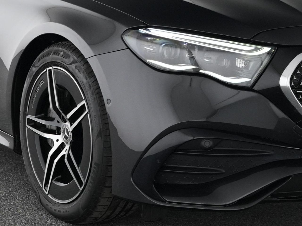 Mercedes-Benz E-Klasse – Bild 7