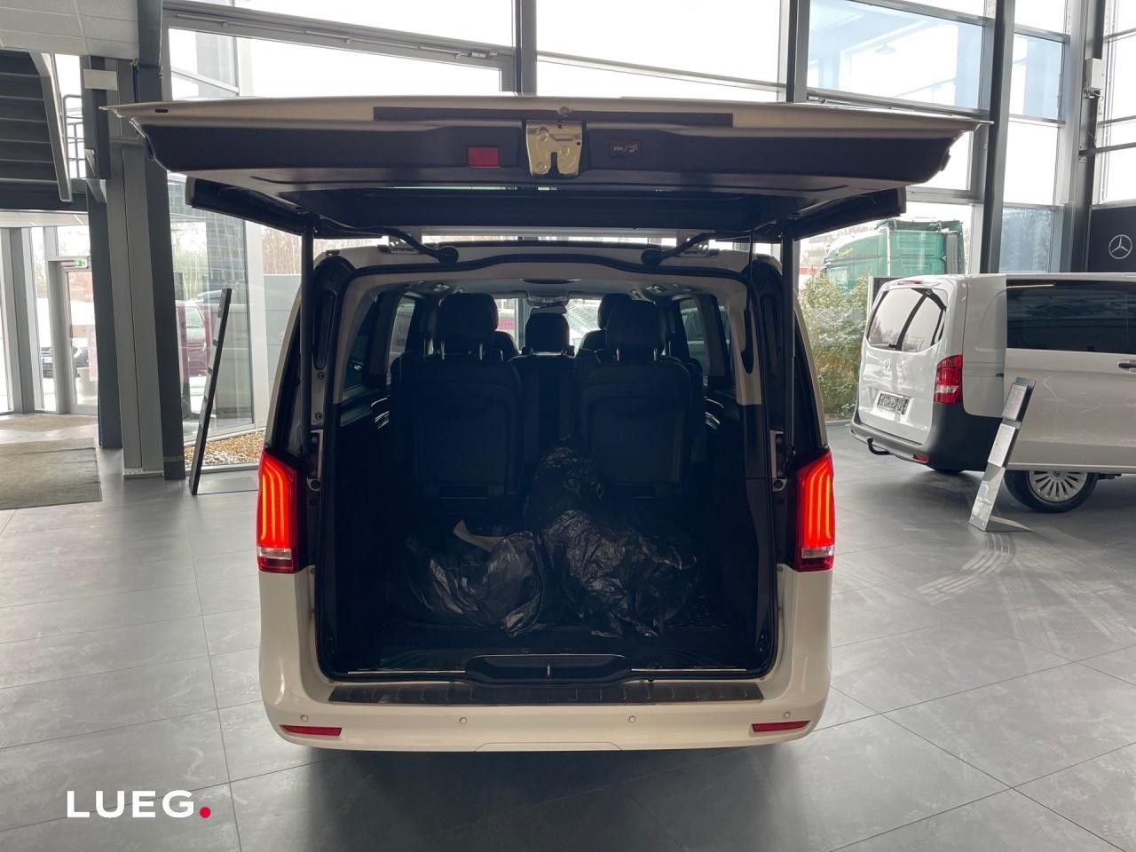 Fahrzeugbild 14 / 16