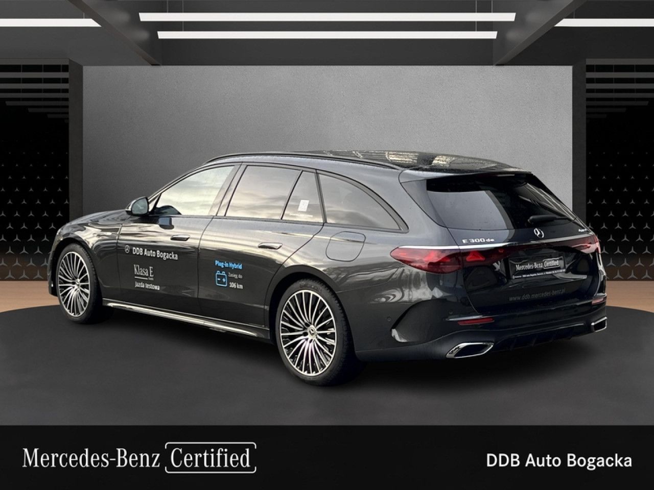 Zdjęcie pojazdu 4 / 18